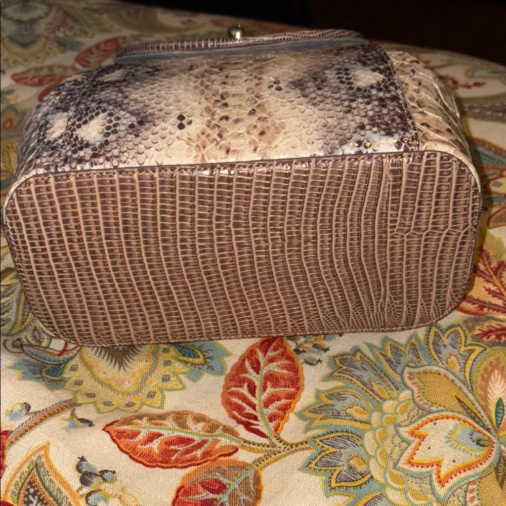 Brahmin Margo Eirwen Leather Crossbody NWT - Picture 6 of 9